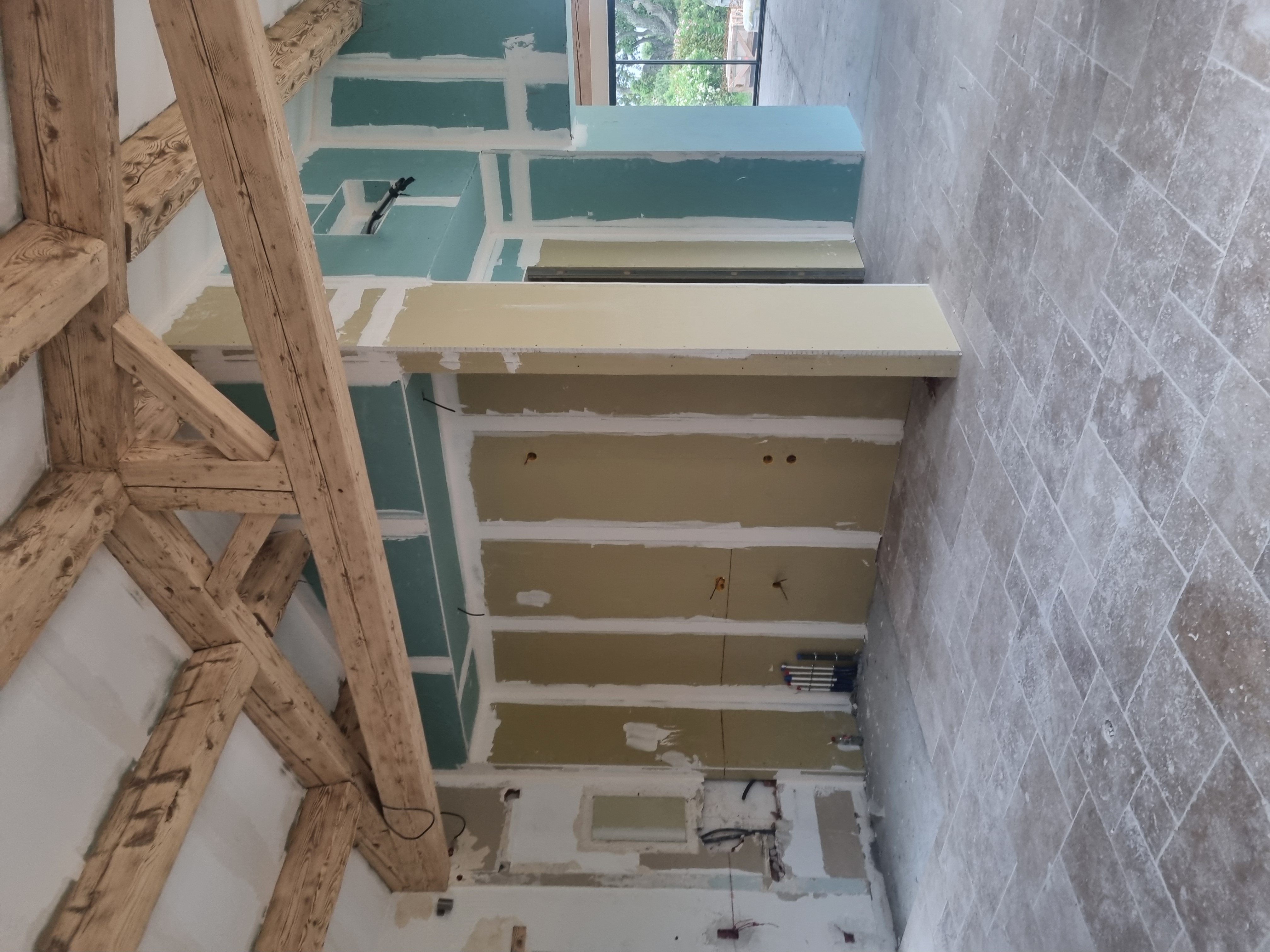 Volumes intérieurs en cours de préparation pendant le chantier Alba